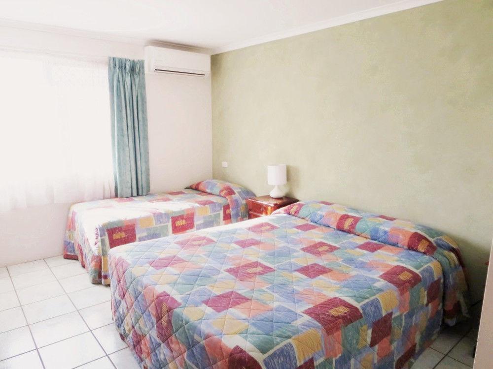 Galaxy Mackay Motor Inn Exterior foto
